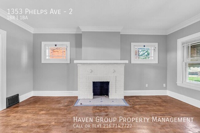 Building Photo - 1353 Phelps Ave