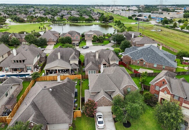 Building Photo - 14831 Vesper Lake Ct