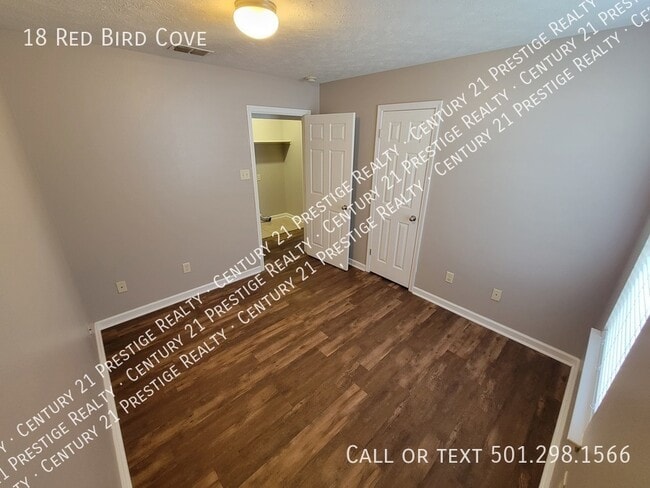 Building Photo - 18 Red Bird Cove