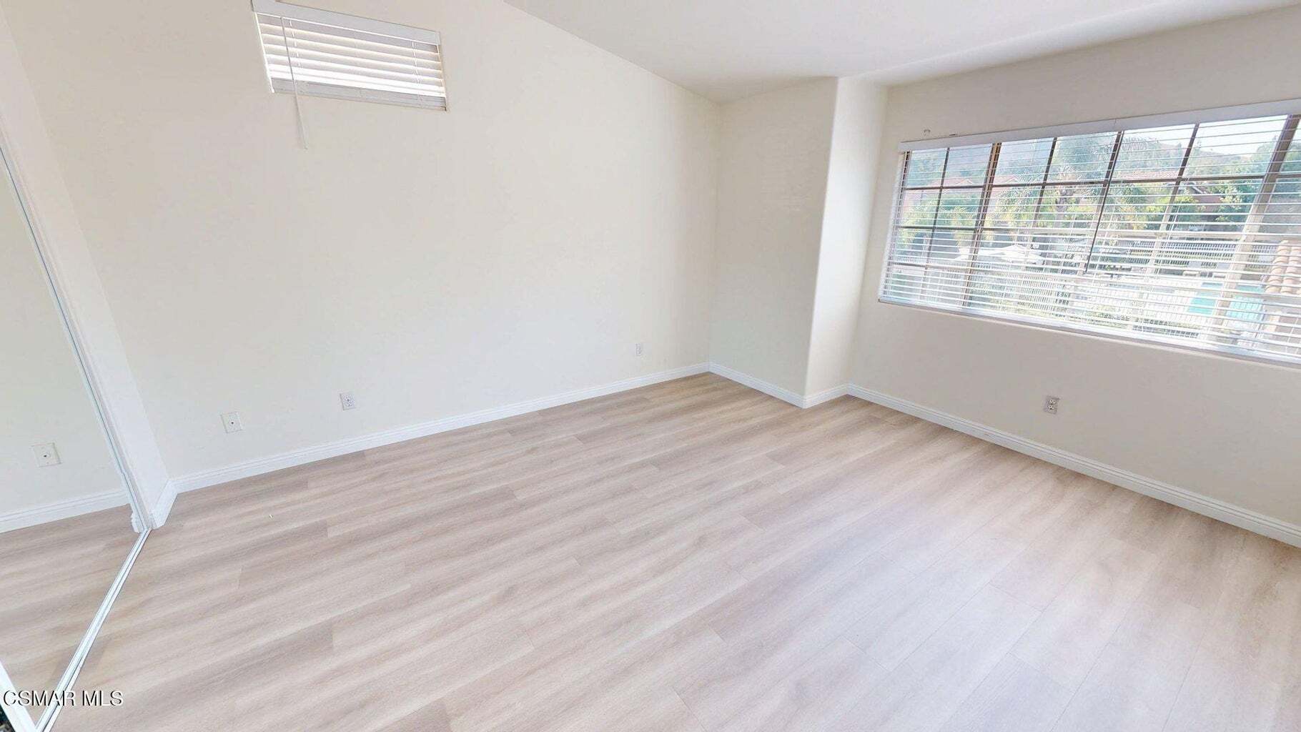 Building Photo - 4862 Martona Dr