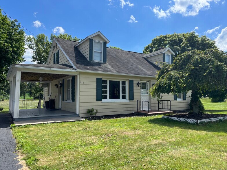 Primary Photo - 916 High St