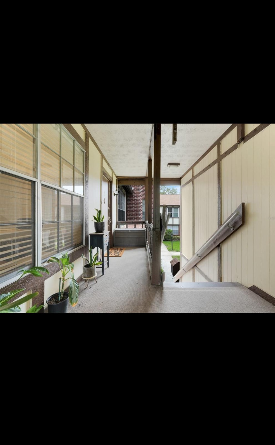 Building Photo - 5323 Hansel Ave