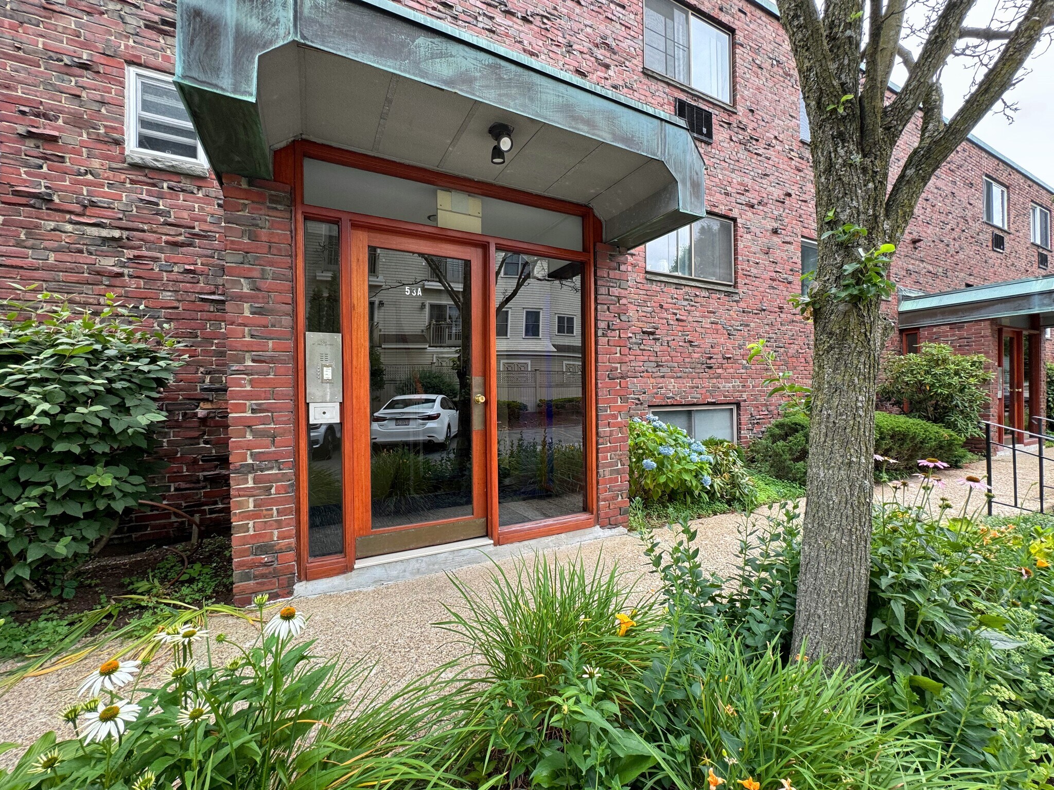 Building Photo - 53A Saint Paul St
