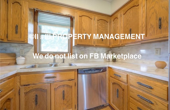 Building Photo - 1101 Jeff Cir