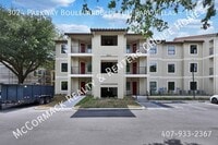 Building Photo - 3024 Parkway BoulevardBlossom Park Villas
