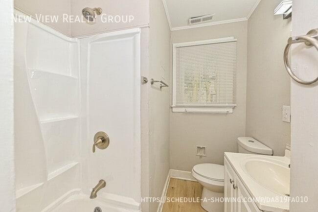 Building Photo - 3108 Rush Ave