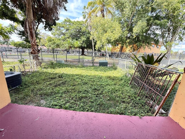 Building Photo - 2625 NW 60th Way