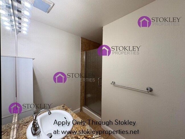 Building Photo - 4451 Seminole Way