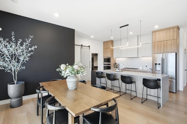 Building Photo - 1301 Haxby Ct