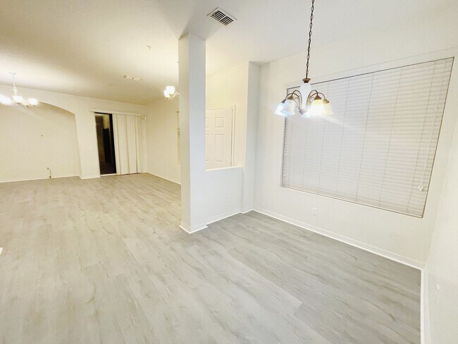 Building Photo - Great 3bed/2.5bath Rental Opportunity in T...