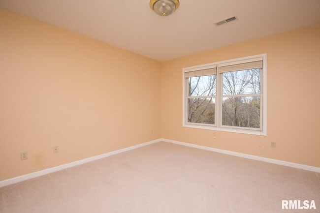 Building Photo - 3054 Cherrywood Dr