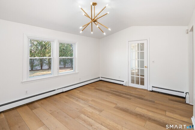 Building Photo - 1329 Stillwater Rd