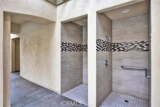 Building Photo - 32 Via Madera