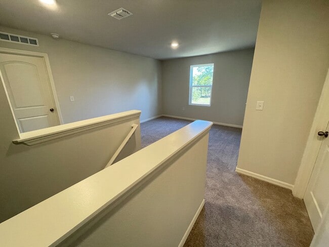 Building Photo - Poinciana Village-1630 Tench Ct Poinciana, FL 34759