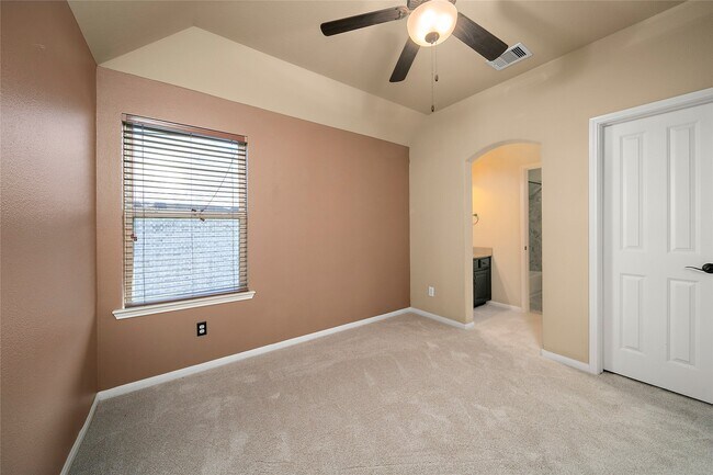 Building Photo - 5203 Heather Meadow Ln