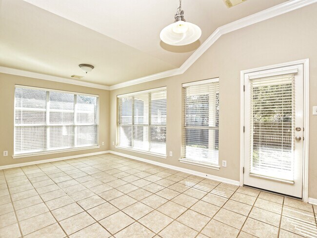 Building Photo - 1702 Buttercup Creek Blvd