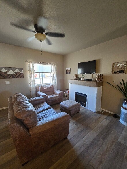 Building Photo - 5212 Crested Hill