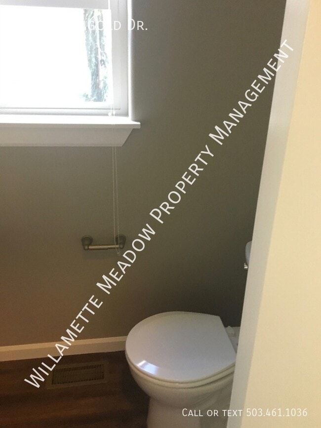 Building Photo - 1422 Marigold Dr