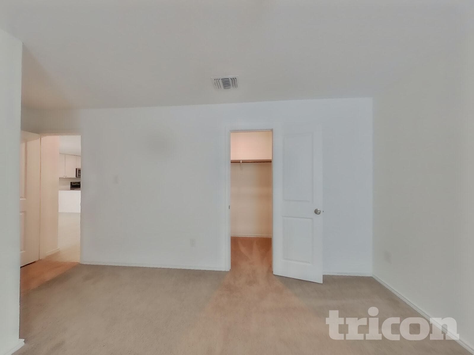 Building Photo - 5715 Vista Point