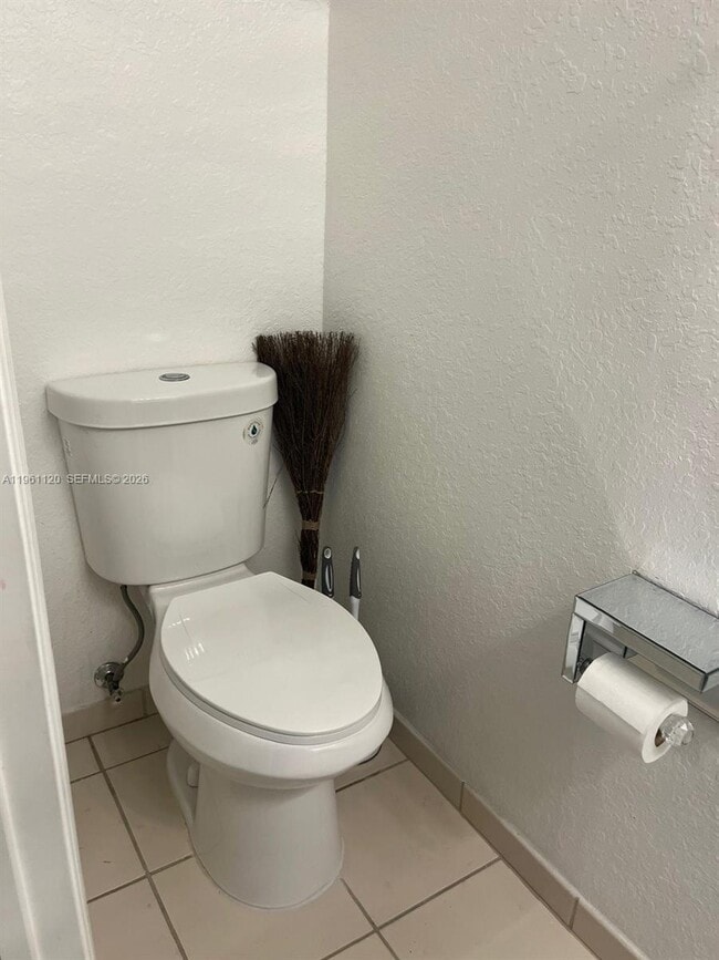 Building Photo - 4211 Napoli Lake Dr