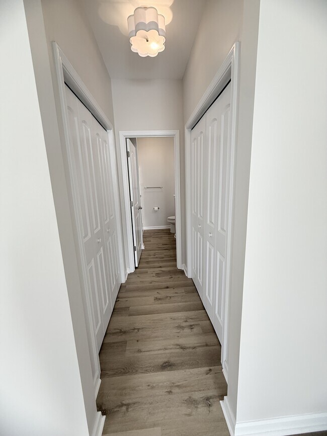 Building Photo - 207 Cupola Dr