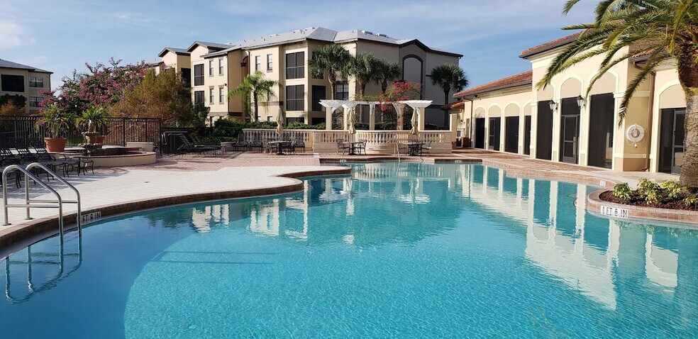 Building Photo - 13010 Positano Cir