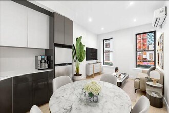 Building Photo - 3 bedroom in Brooklyn NY 11201