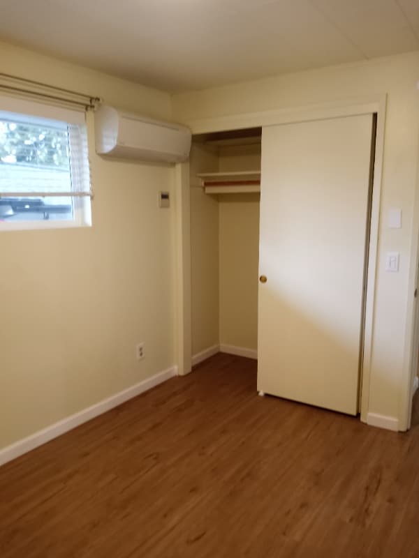 Building Photo - 313 Pecks Dr