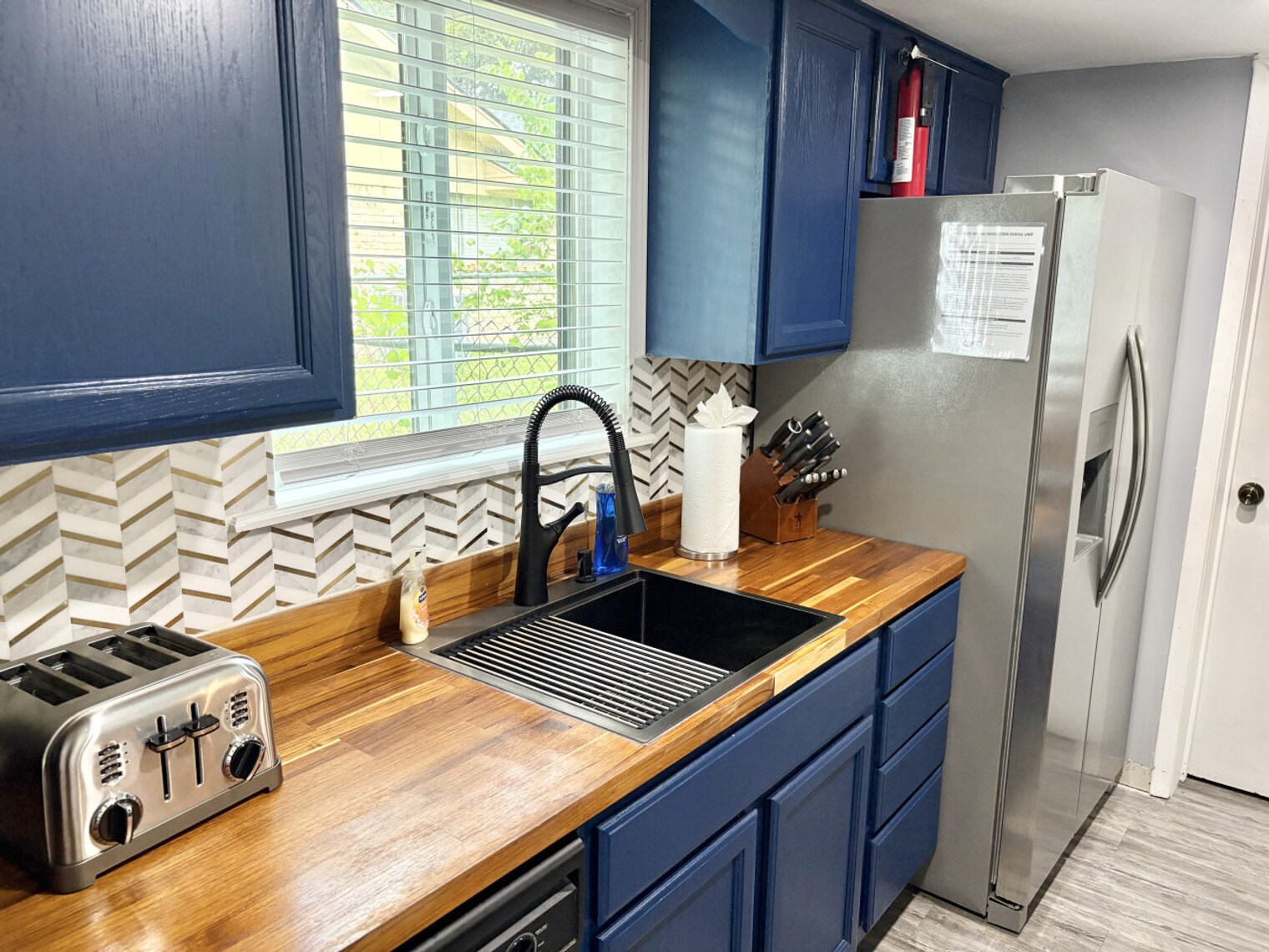 Building Photo - 1105 Glade St