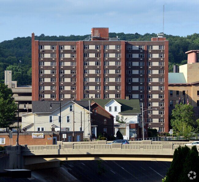 TOWN HOUSE TOWER 420 Vine St Johnstown PA 15901 Apartment Finder