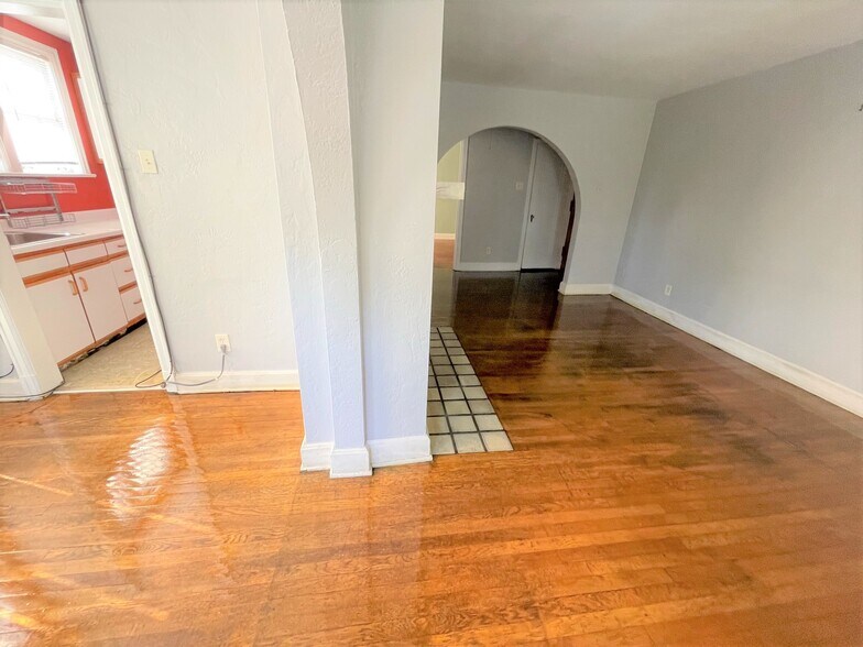 Building Photo - 6532 Wilkins Ave