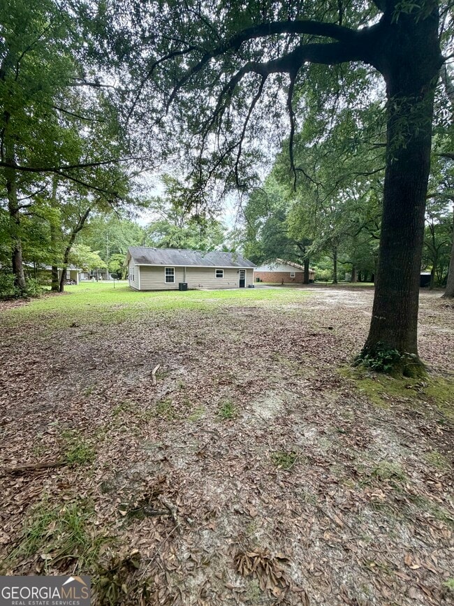Building Photo - 513 Cherokee Ct