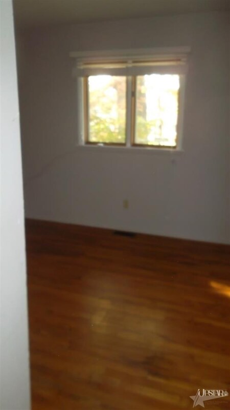 Building Photo - 2810 Belfast Dr