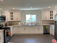 Building Photo - 1123 S Clark Dr