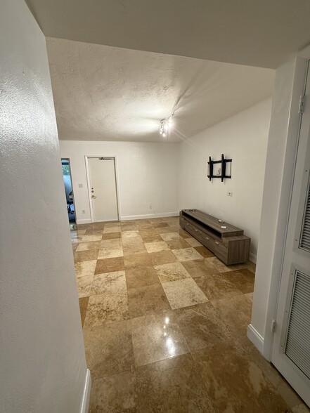 Building Photo - 9823 SW 93rd Ter