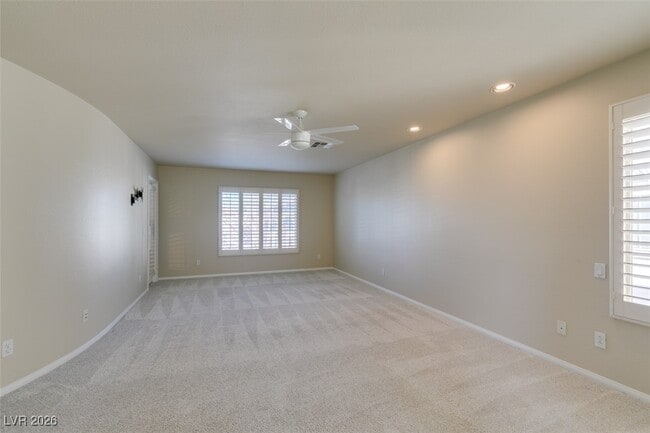 Building Photo - 685 Lynmar Ct