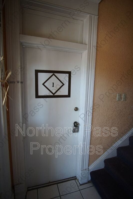 Building Photo - 219 W Rio Grande Ave