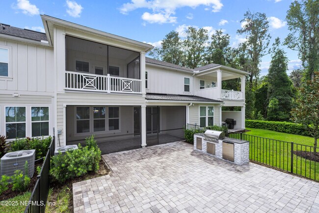 Building Photo - 23 Oak Pk Dr