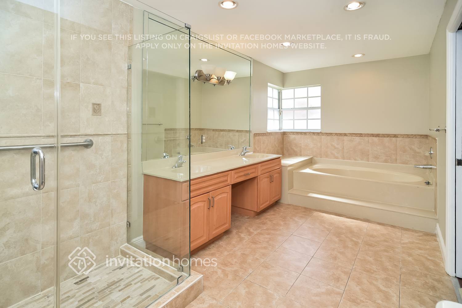 Building Photo - 14655 SW 139th Ct