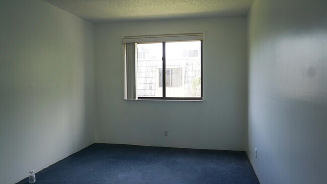 Building Photo - 1555 Fores Forest Lk