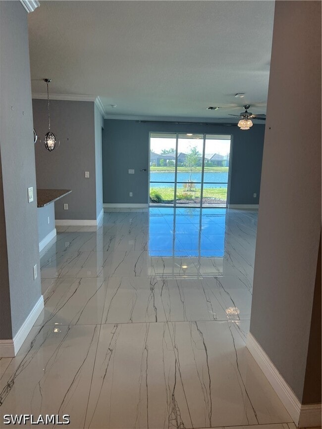 Building Photo - 4351 Bluegrass Dr