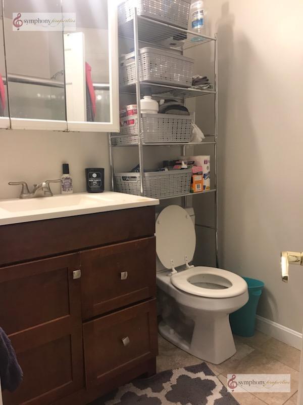 Building Photo - 65 Hemenway St