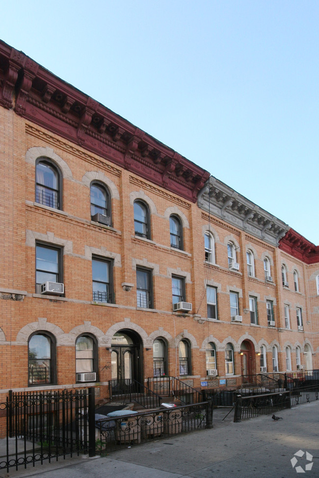 Building Photo - 1260 Decatur Street