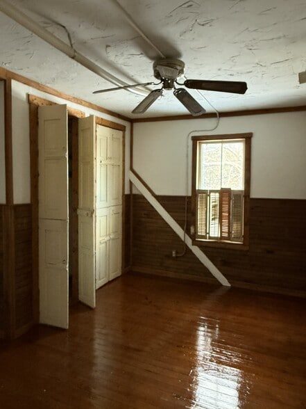 BR #2 - 15 Wabank Rd