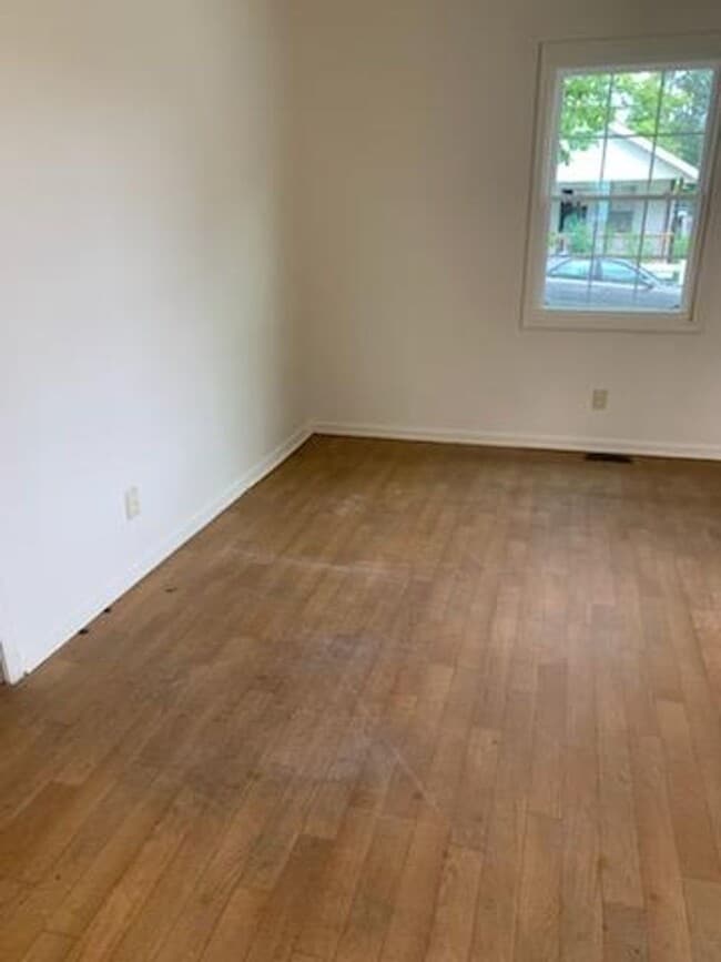 Building Photo - 2 Bedroom House located in Rockingham, NC