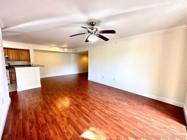 Building Photo - 15135 Michelangelo Blvd