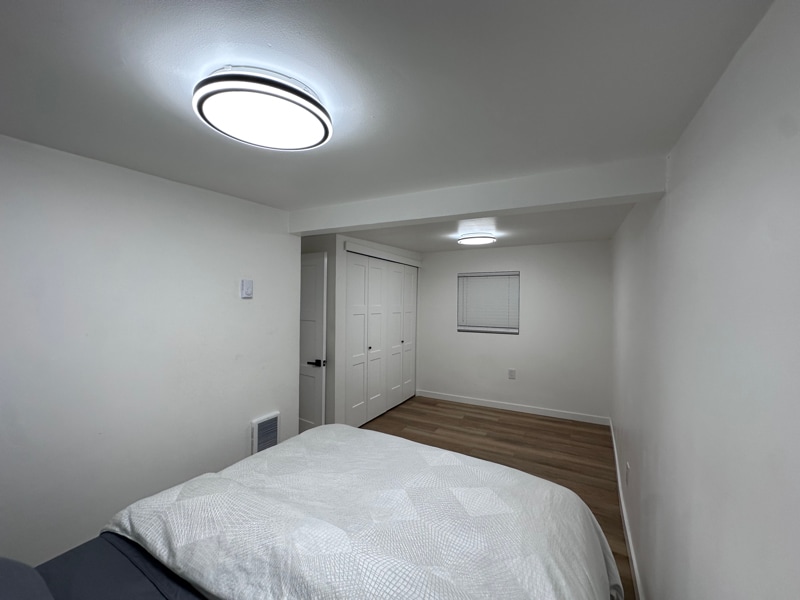 Building Photo - 1747 NE 147th St