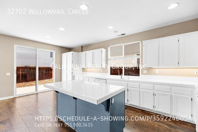 Building Photo - 32702 Willowvail Cir