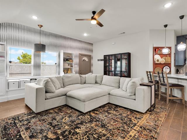 Building Photo - 2721 Beechwood St