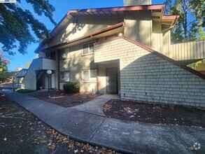 Building Photo - 27162 Tampa Ave